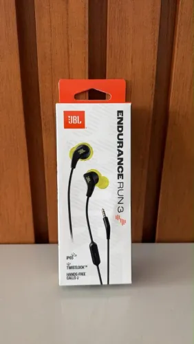 fone de ouvido com fio JBL Endurance Run 3.