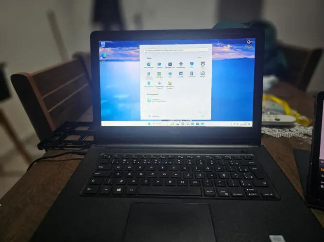Notebook Dell Inspiron 14 | Intel Core i3 | 8GB RAM | SSD (Rápido) - Ler Descrição