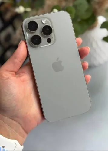 iPhone 16 Pro Titânio Natural 128 GB 6 meses de garantia 