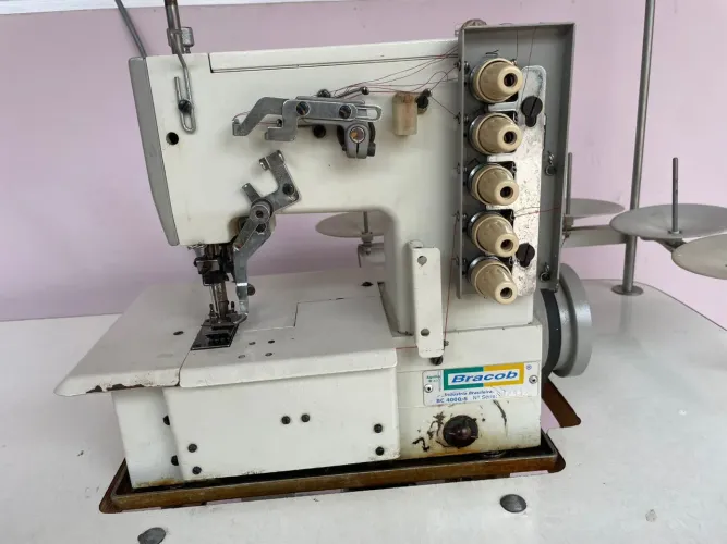 Galoneira Industrial Bracob BC-4000-5 - 3 Agulhas, 5 Fios