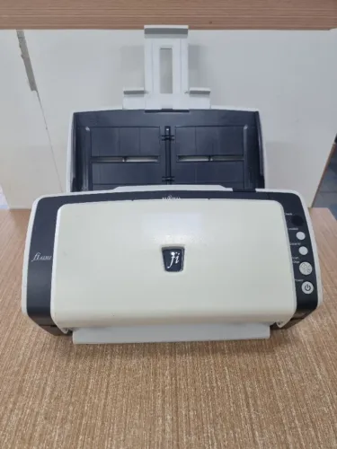 Scanner Profissional Fujitsu fi-6130Z | Alta Velocidade | Frente e Verso