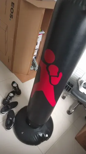 Saco de box inflável profissional para treino de artes marciais, box Muay Thai, e etc...