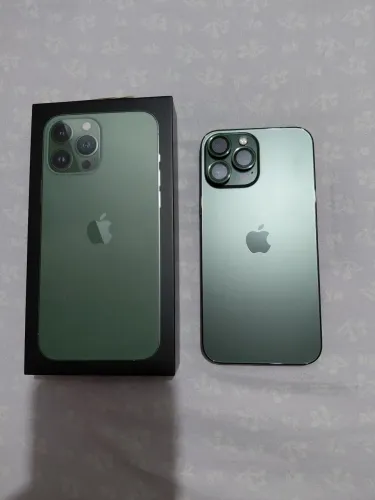 Vendo celular iPhone 13
