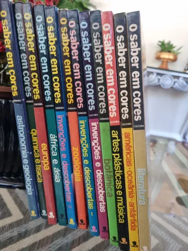 Coleção Educativa Vintage "O Saber em Cores" - 12 Volumes