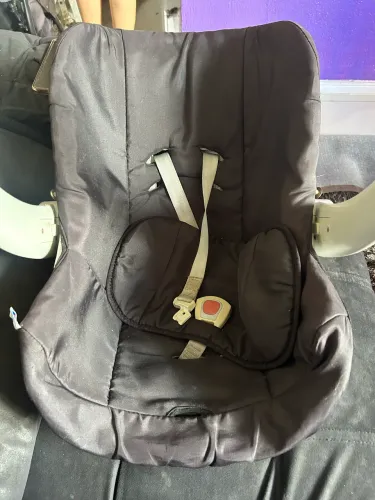 Bebe conforto para automóvel - USADO