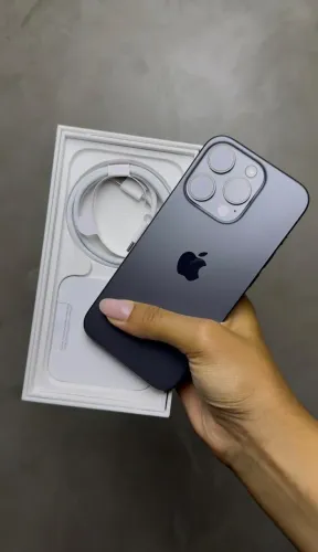 iPhone PRO 15 256GB Excelente Estado - Original e Desbloqueado