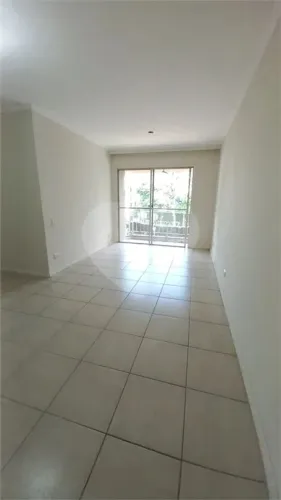 Apartamento à venda com 3 quartos em Vila Sônia, São Paulo