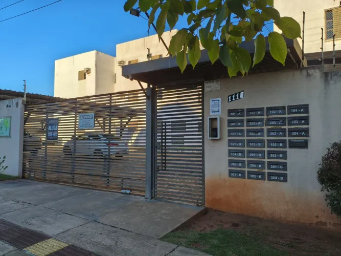 Apartamento amplo, próximo ao sotter, com água incluso 