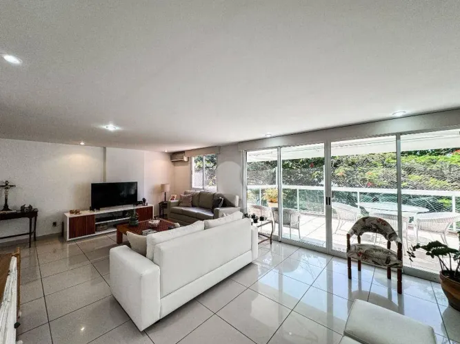 GUILHERME BAPTISTA Cobertura com 4 quartos, 3 suítes à venda, 220 m² por R$ 1.400.000 - Re