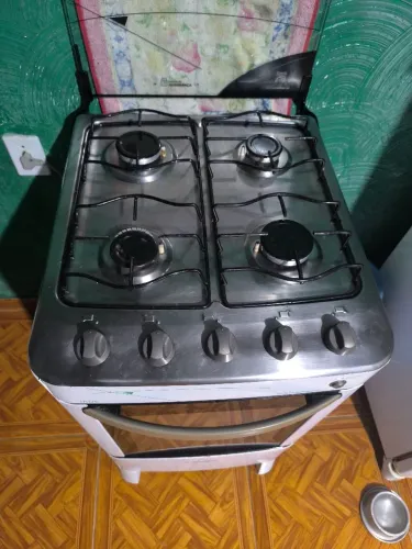Atenção vendo por motivo de viagem 