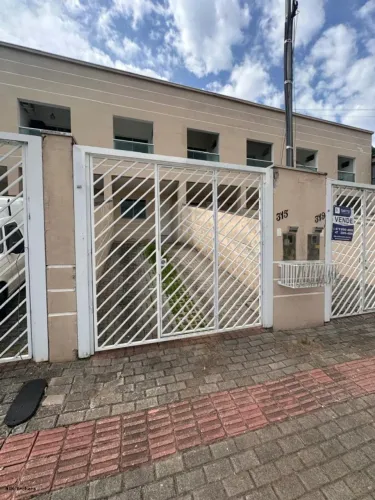 Sobrado para Venda em Camboriú, Tabuleiro, 2 dormitórios, 2 suítes, 3 banheiros, 1 vaga