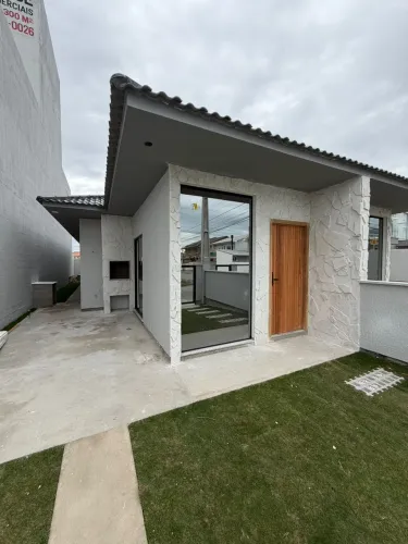 CASA À VENDA EM NOVA PALHOÇA, Palhoça/SC