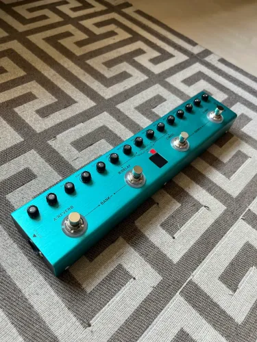Pedaleira M-Vave Tank G Multi-Efeitos Guitarra