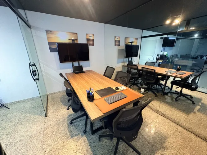 Grande Sala Comercial Equipada e Mobiliada 