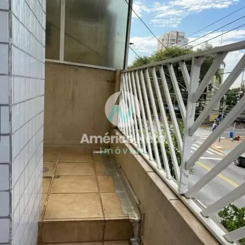 Sobrado com 3 dormitórios para alugar, 128 m² por R$ 4.400/mês - Barcelona - São Caetano d