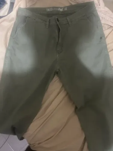 calça social sarja, Taco. verde musgo. Nova. nunca usada.