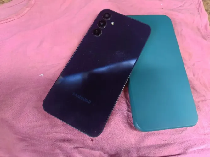 Vendo celular Samsung Galaxy a15 128