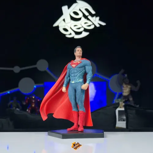 Iron Studios Superman | Batman vs Superman | Item Original - Aceitamos OLXPAY | ENVIAMOS