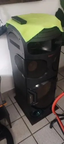 Torre de som Sony V72D