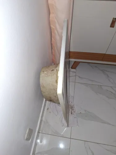 Pia, bancada e torneira