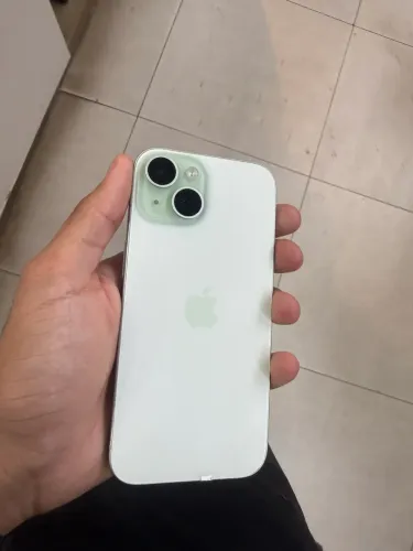 iPhone 15 128GB