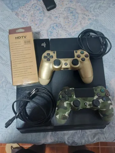 PS4 Slim 500GB + 2 Controles + Cabos - Excelente Estado
