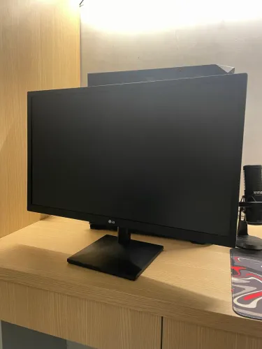 Monitor 24 pol 75 hz troco por portatil