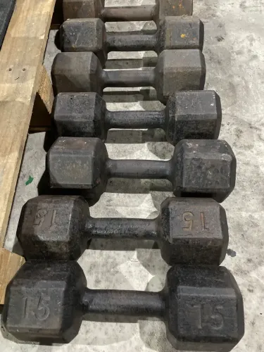 Halteres / Dumbbells de Ferro Sextavado - R$11,00/kg