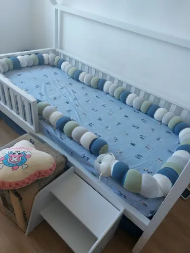 Protetor para cama centopeia gigante 