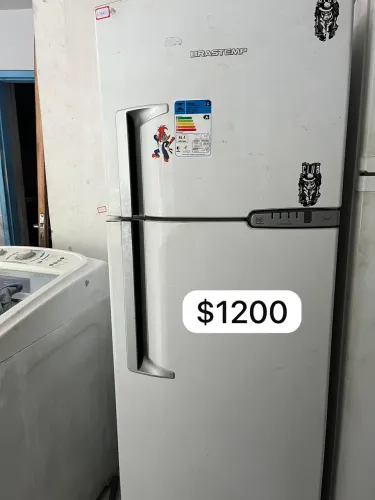 Vendo geladeira Brastemp