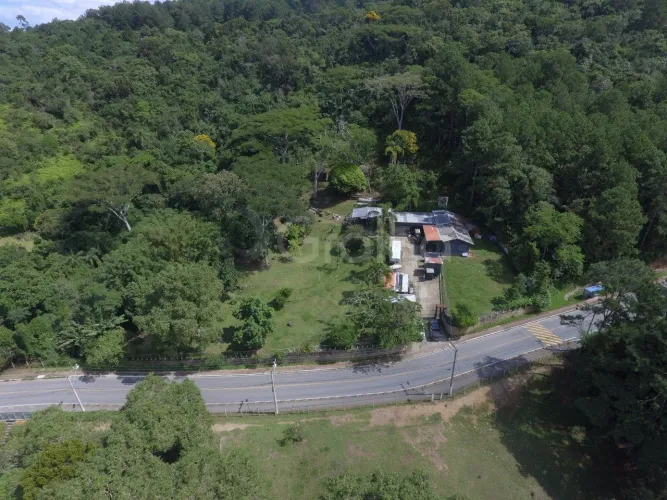 Terreno de 33.237 m² em Santo Antônio de Lisboa
