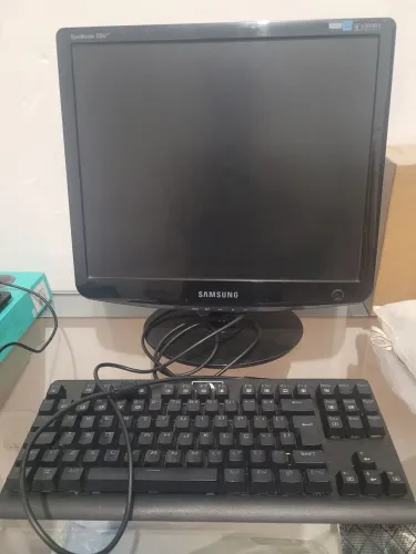 Peças para aproveitar CPU, Monitor e teclado