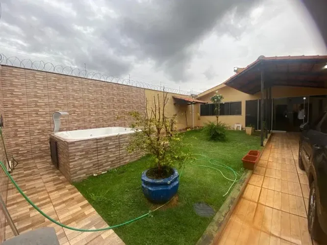 Casa Portal do Oriente 2 Suites e 3 Banheiros a Venda com Area de Lazer