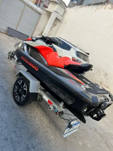 Jetsky wake 170