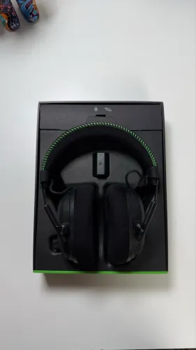 Headset Razer BLACKSHARK PRO - NOVO