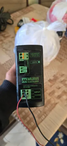Fonte de alimentação MUR R30v 4A
