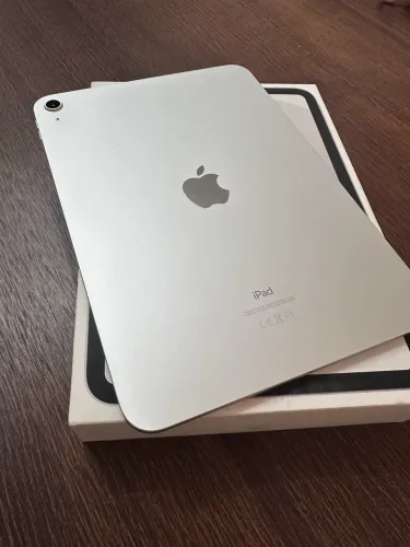 iPad 10