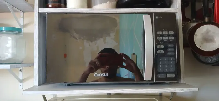 Microondas para conserto ou retirada de peças
