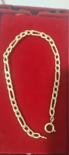Pulseira de ouro 18 k 750 vendo ou troco valor a negociar 2.200