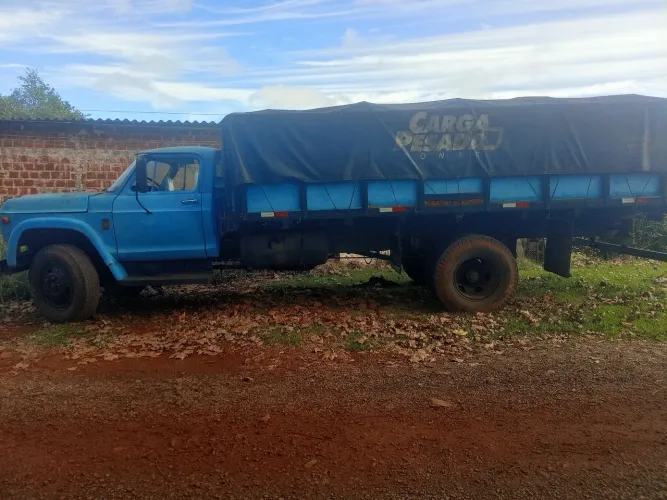 Vendo caminhão d60