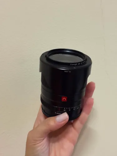 Lente Viltrox 1.4 23mm Sony