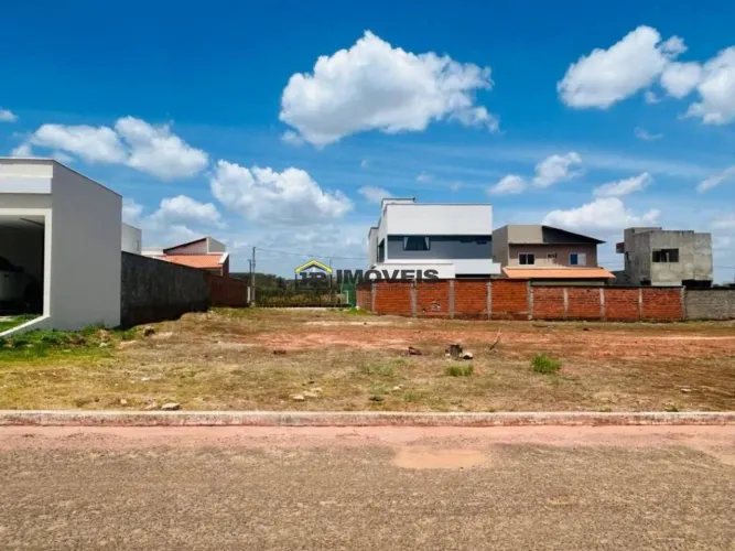 Lote à venda com 244 m² no Condomínio Aldebaran Leste Vale Quem Tem