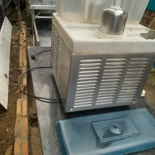 Máquina de suco refresqueira