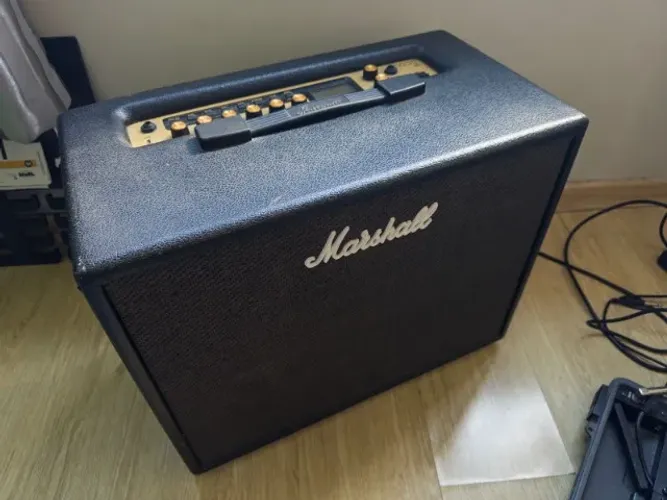 Amplificador Marshall CODE 50