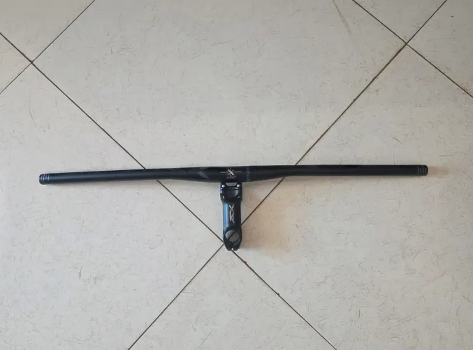 Guidão 760MM + mesa Audax