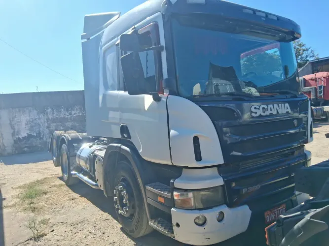 Scania P360 6/2 ano 2012