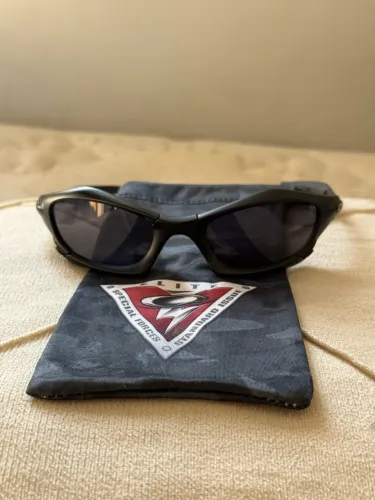 Moletom + óculos