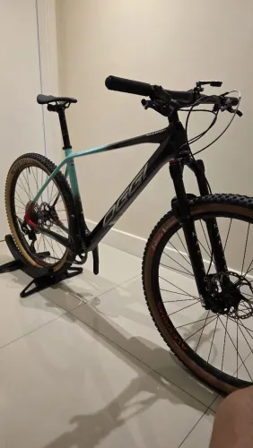 OGGI AGILE PRO CARBON XL BICICLETA