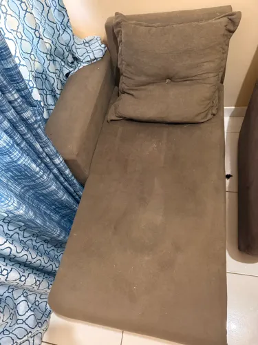 Vendo sofá 3 lugares com chão se