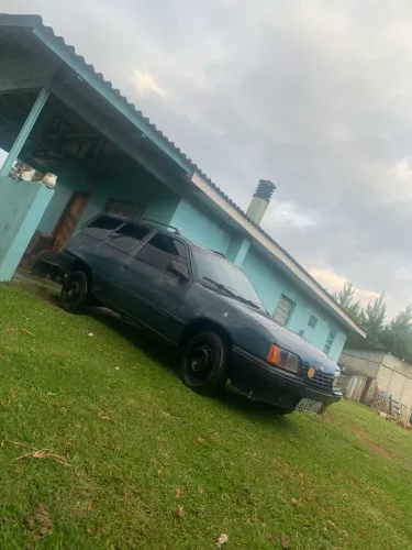 Chevrolet Ipanema GL 1.8 MPFI / EFI /SL 4P 1993